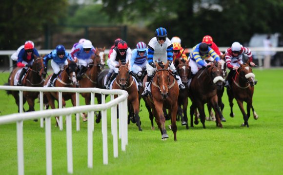 Horse-racing-photos-adelaide