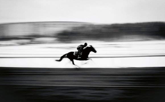 Horse Racing Magazine UK